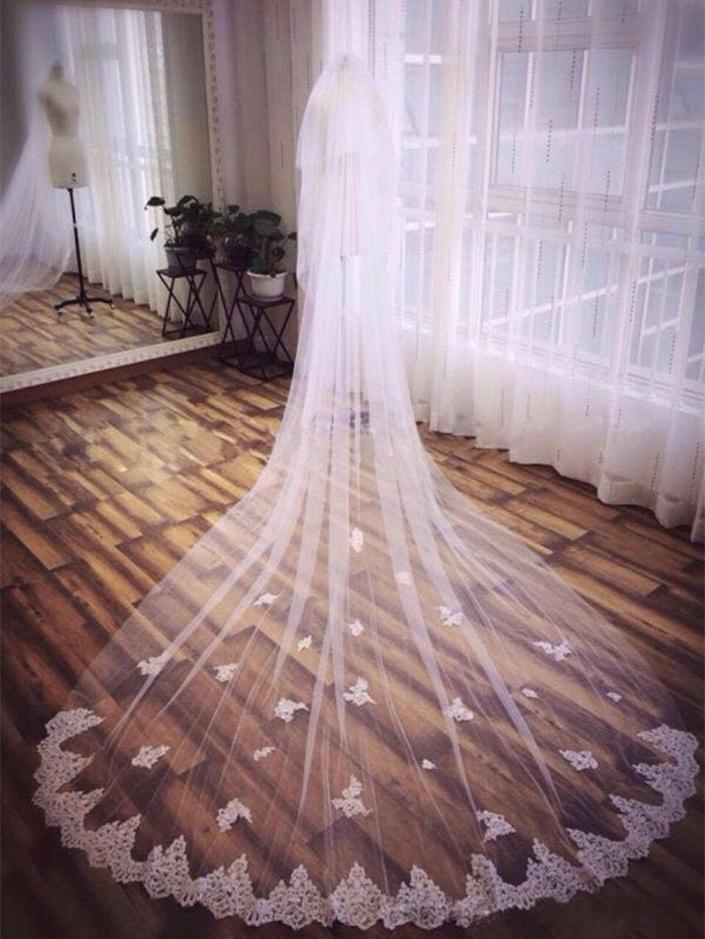 Wedding Veil Two-Tier Lace Edge Tulle Cathedral Veils Appliques TS9005