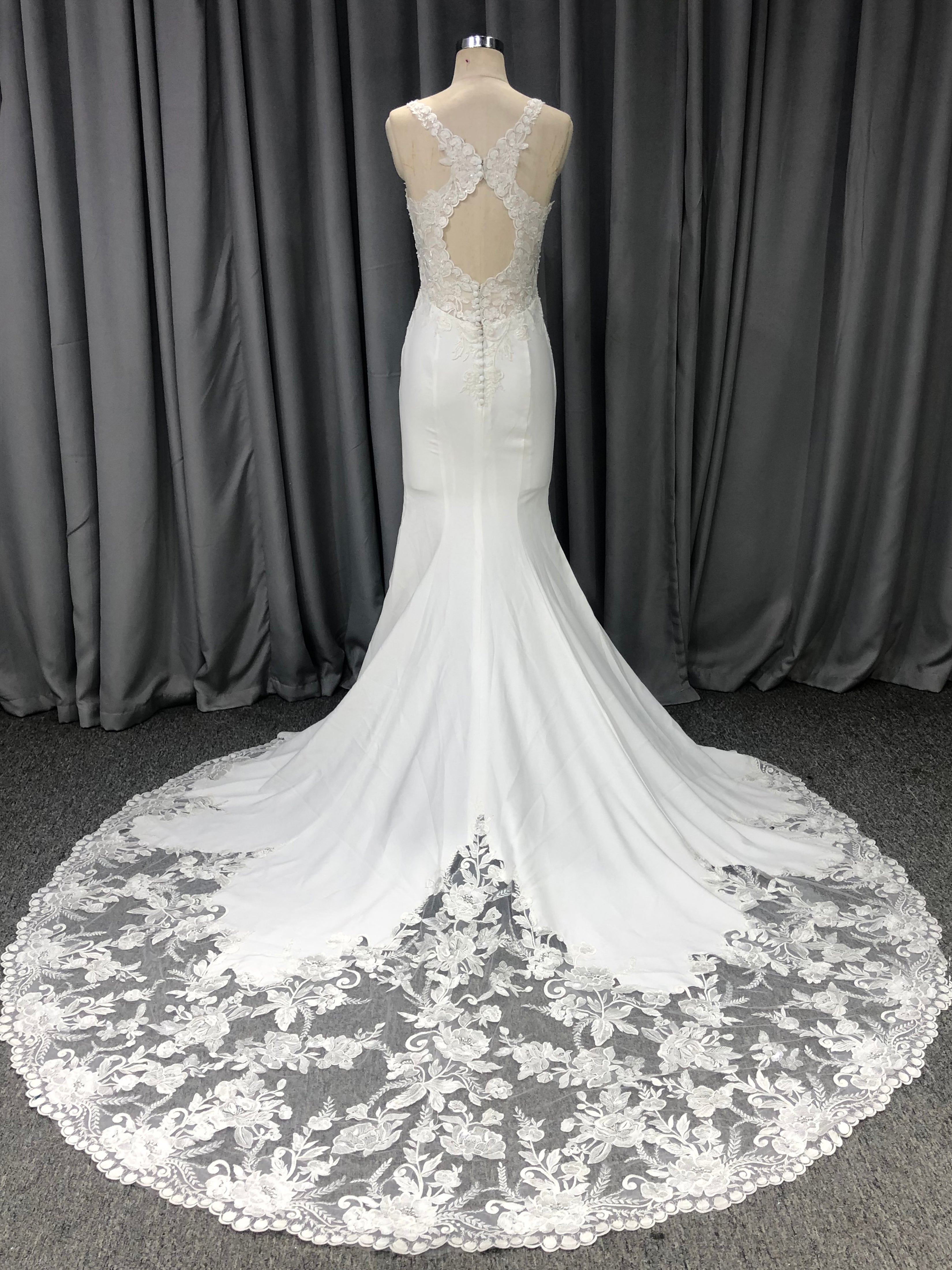 Lace Straps Mermaid V-neck  Wedding Dress With Train C0003