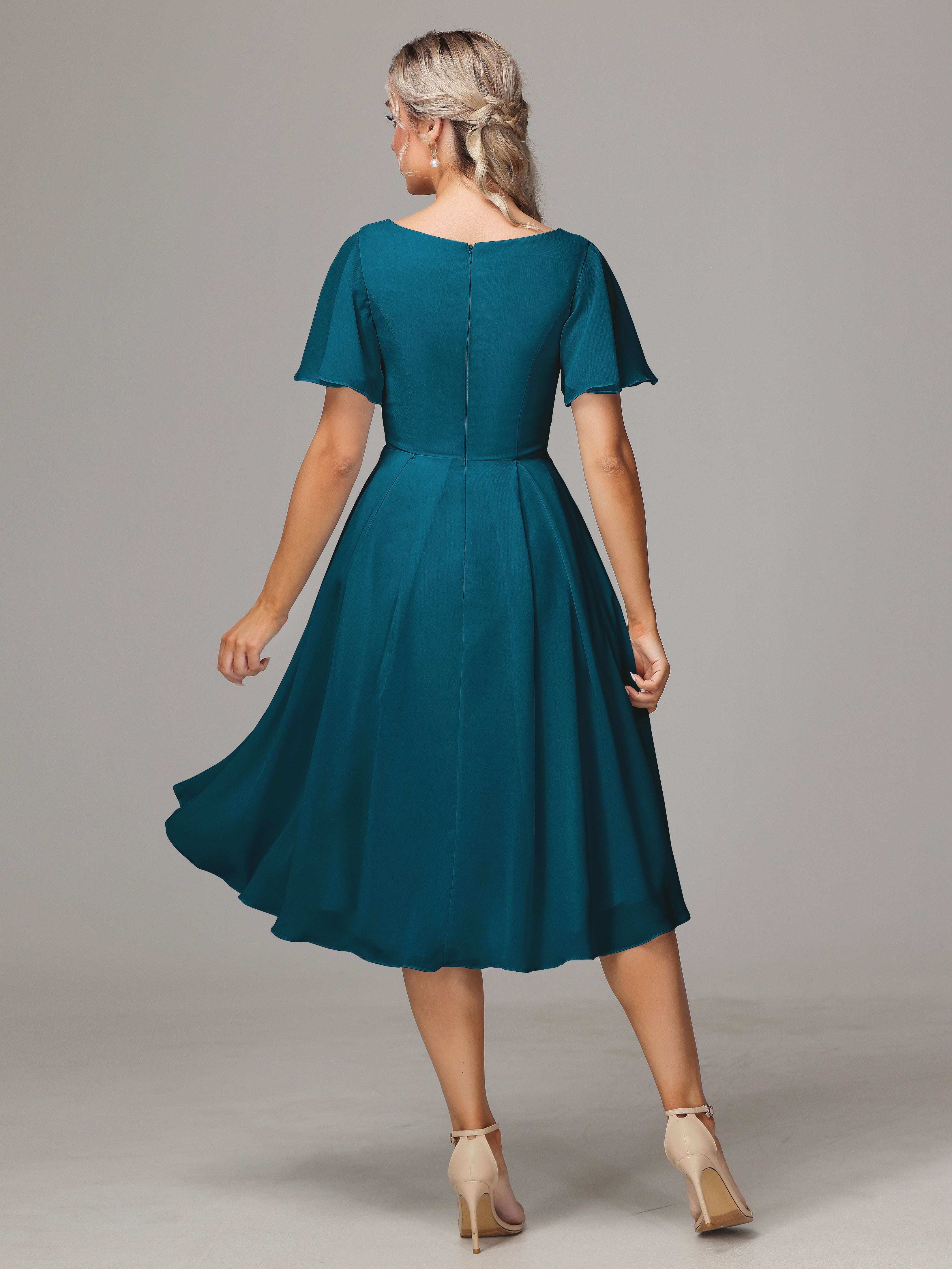 Short Sleeves V Neck Knee Length Chiffon Bridesmaid Dresses