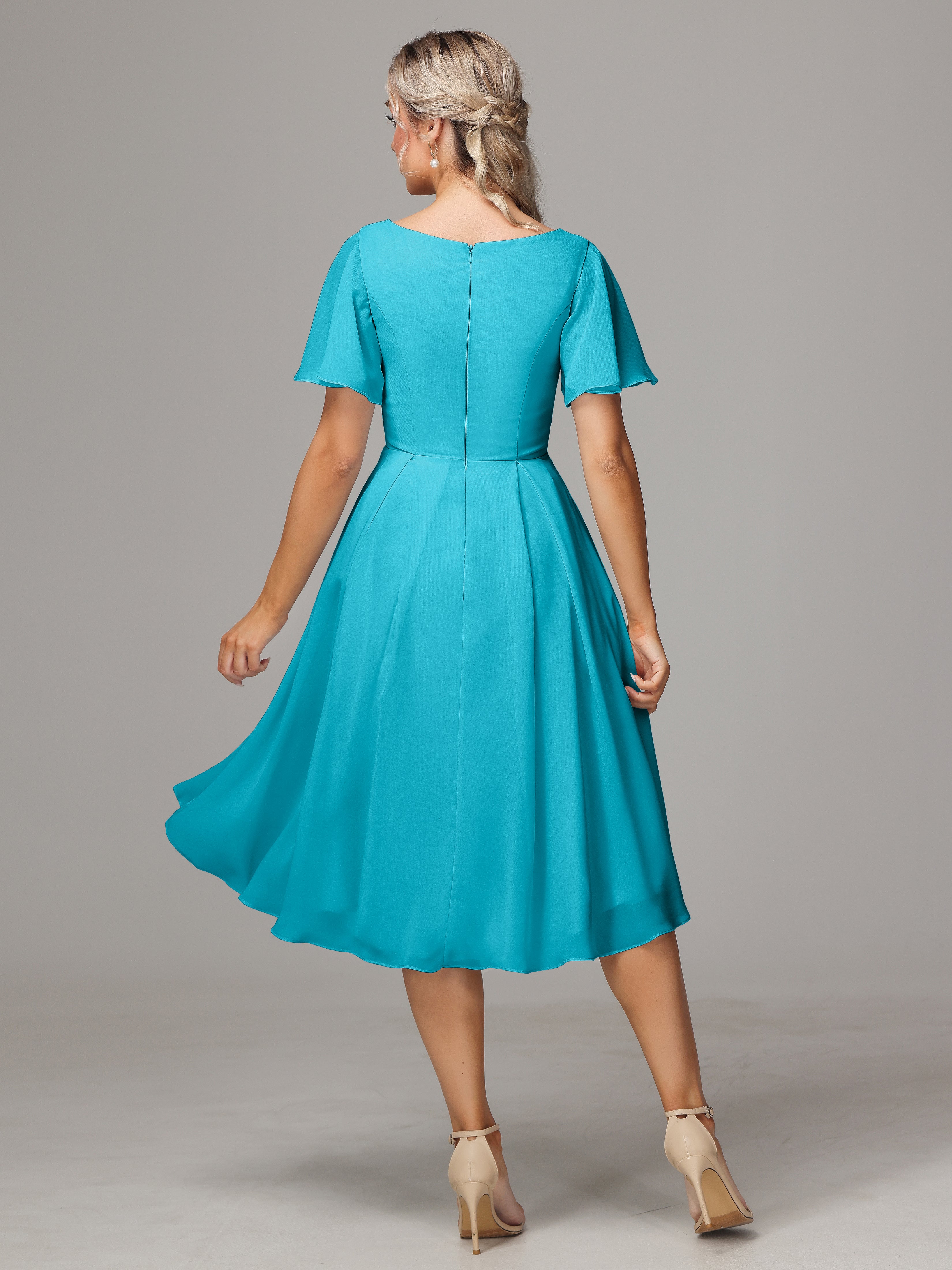 Short Sleeves V Neck Knee Length Chiffon Bridesmaid Dresses