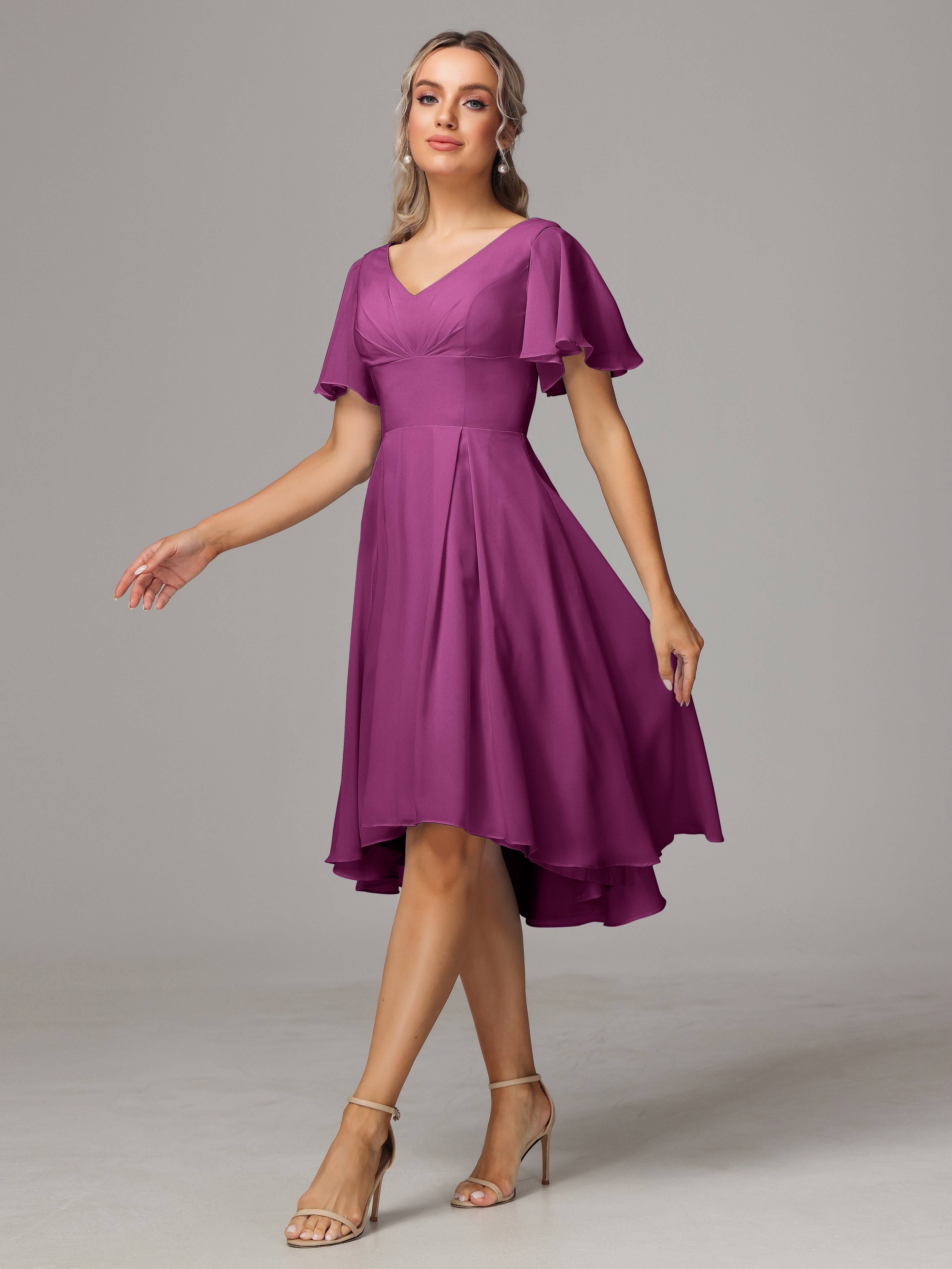 Short Sleeves V Neck Knee Length Chiffon Bridesmaid Dresses