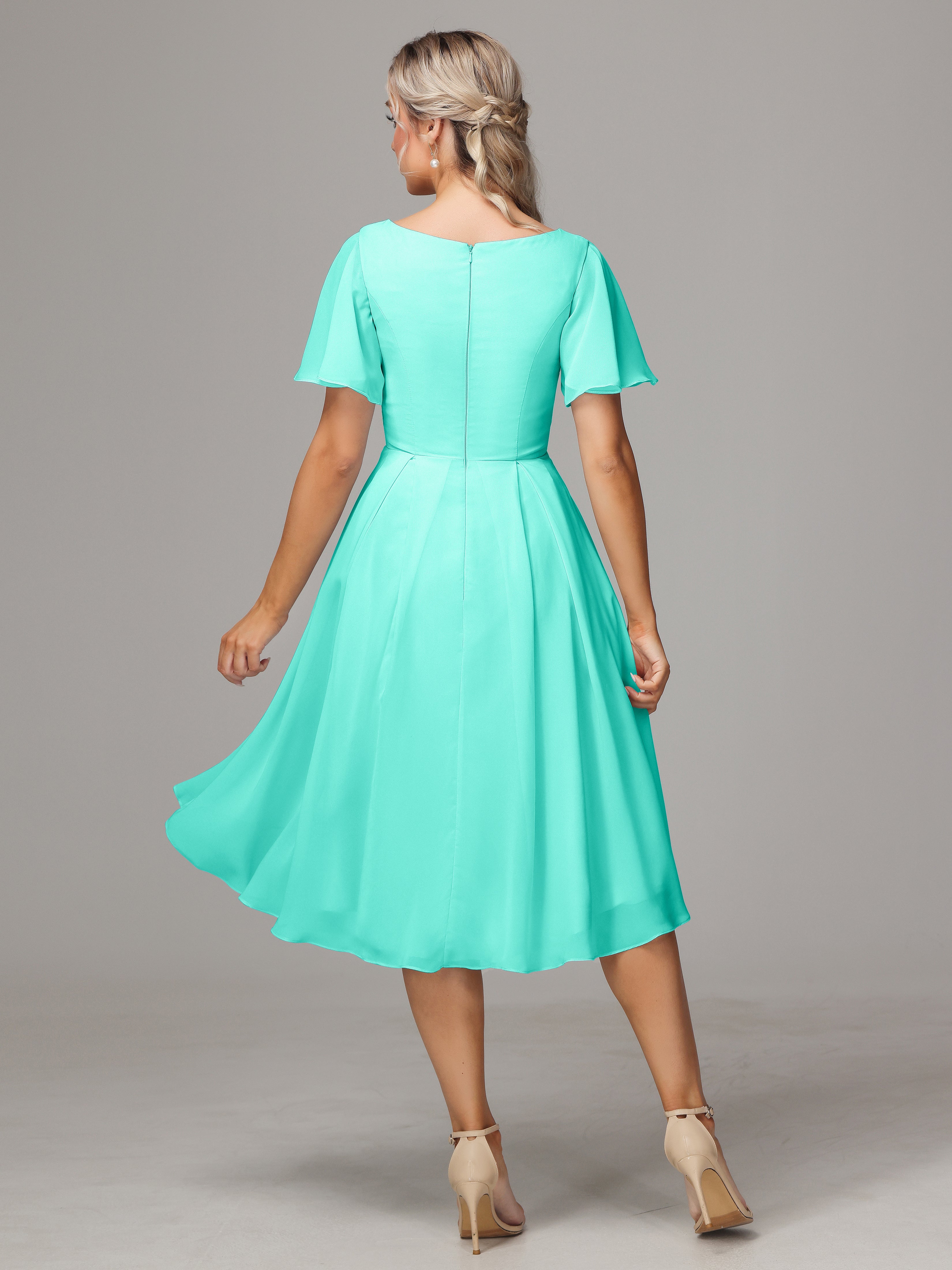 Short Sleeves V Neck Knee Length Chiffon Bridesmaid Dresses