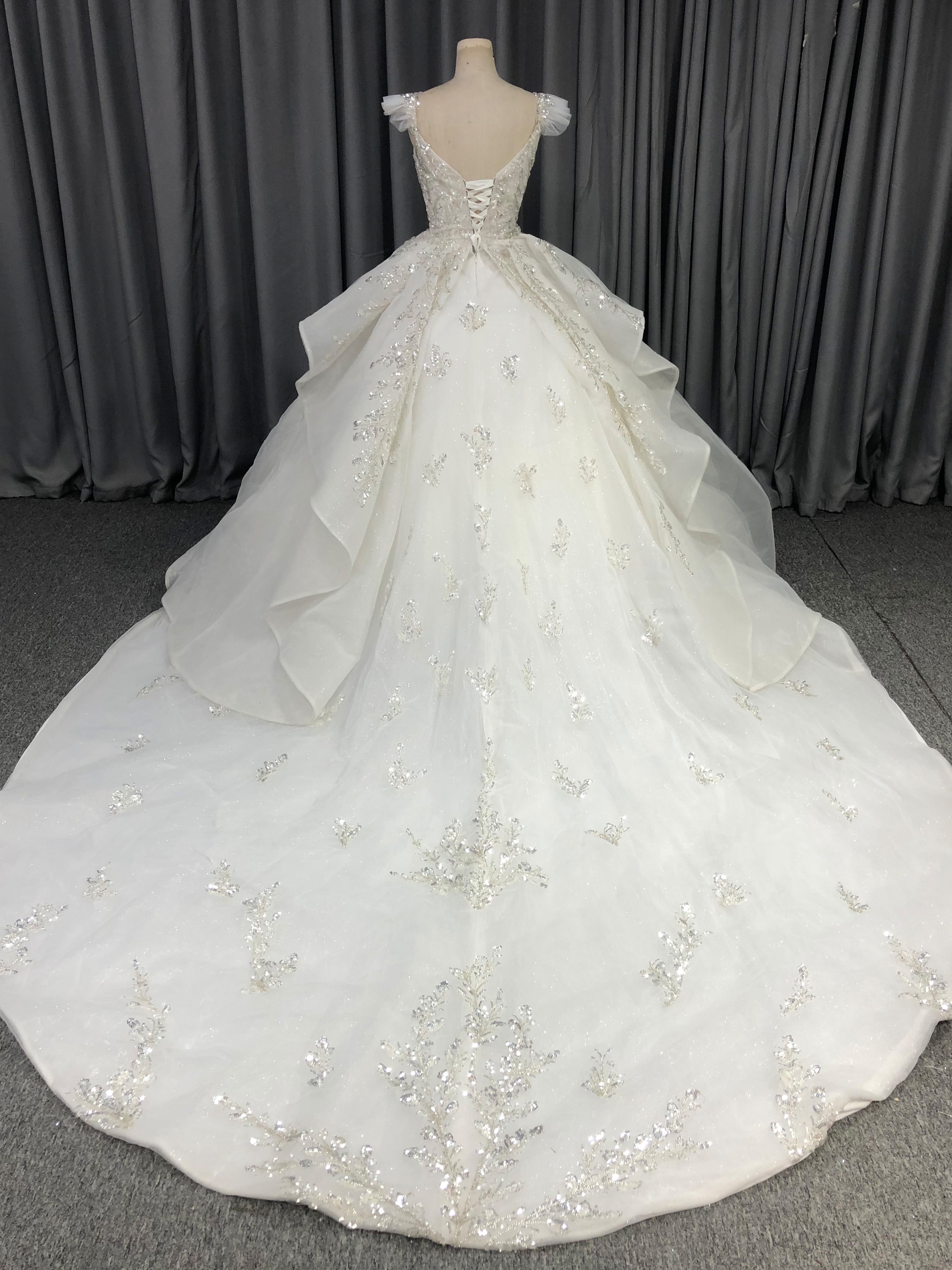 Organza Bridal Ball Gown Sequins Bodice Court Train Wedding Dresses