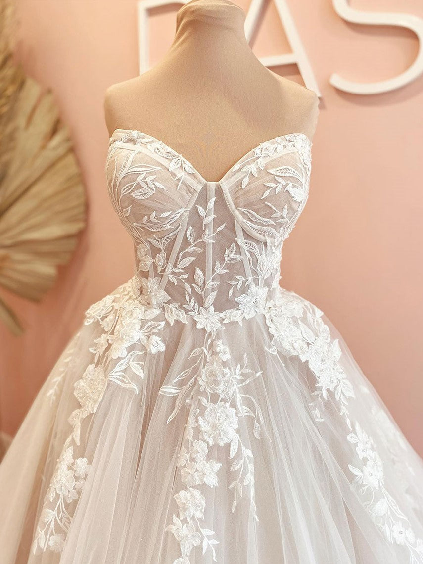 Princess Lace Bridal Gown Sweetheart with Appliques Wedding Dress