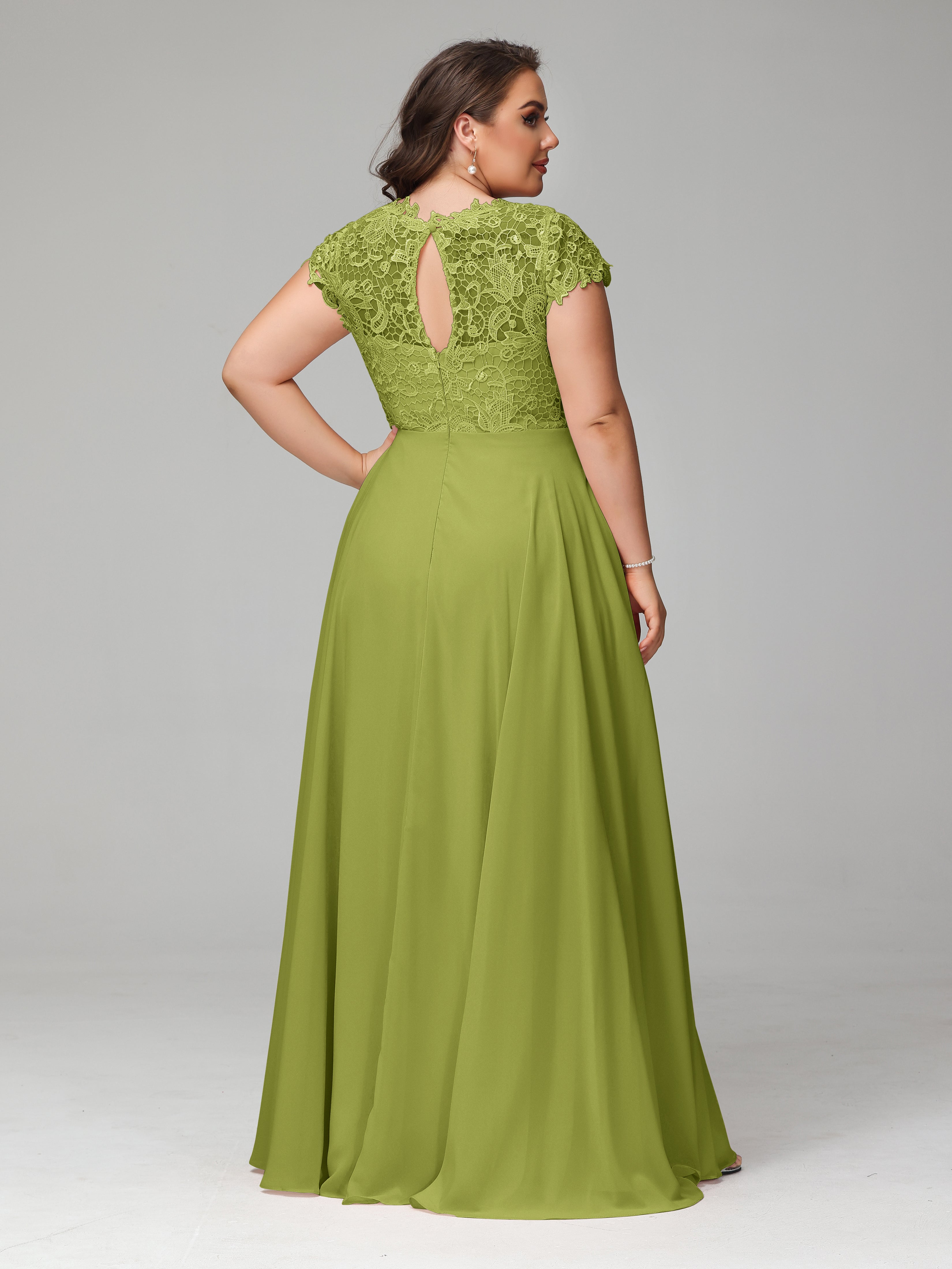 Crew Neck Delicate Chiffon Plus Size Mother of the  Groom Dresses