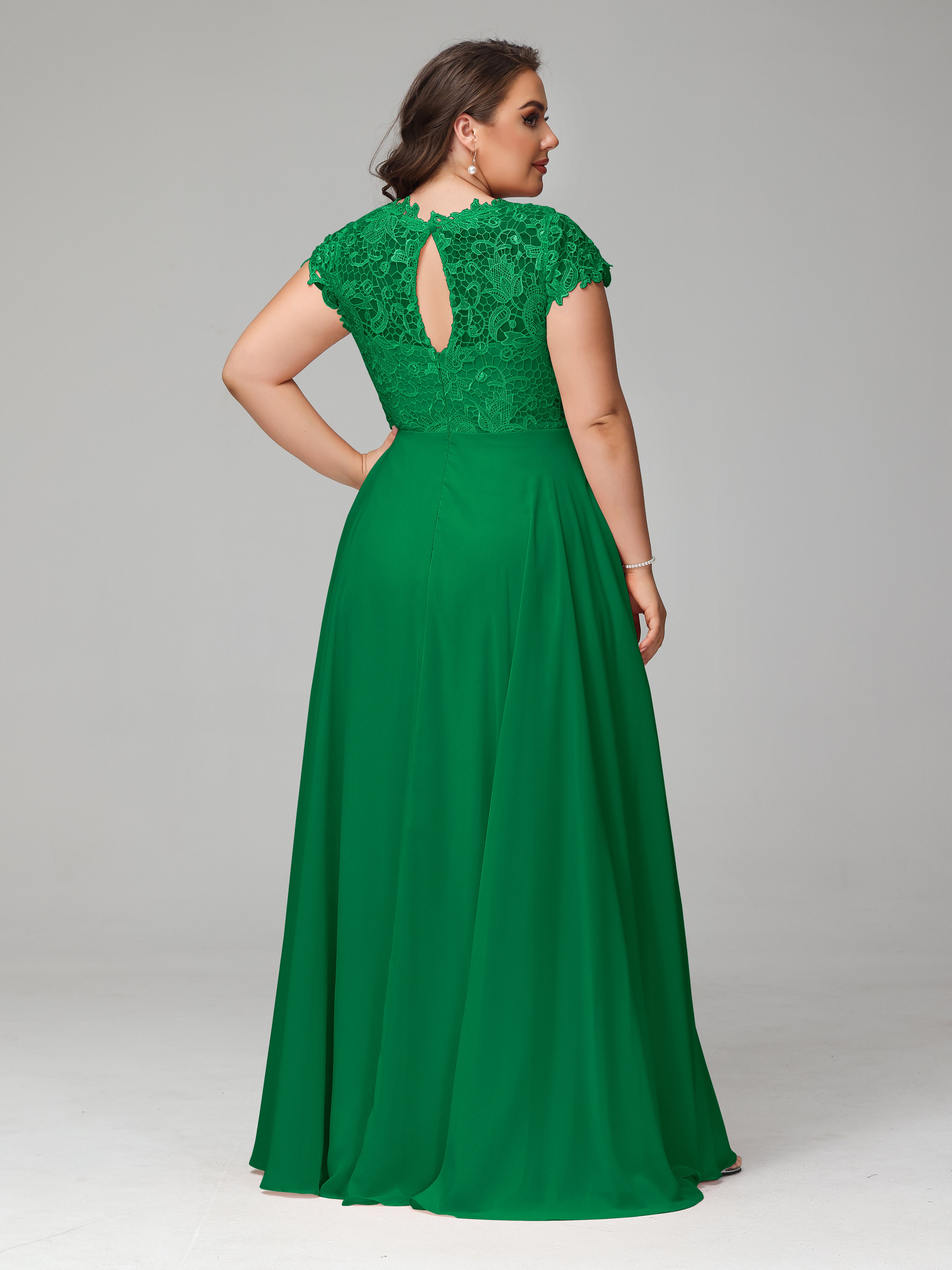 Crew Neck Delicate Chiffon Plus Size Mother of the Bride Dresses