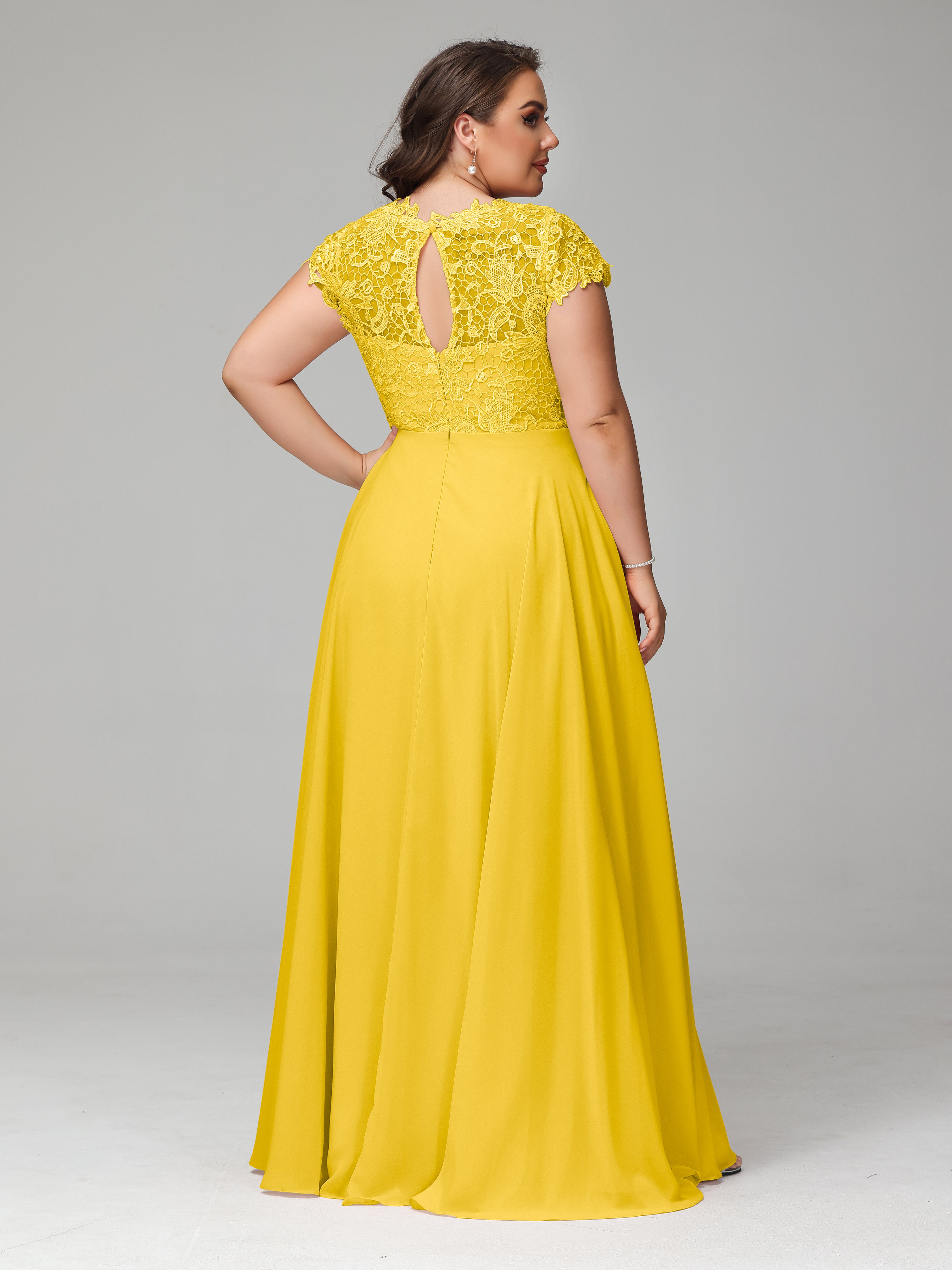 Crew Neck Delicate Chiffon Plus Size Mother of the Bride Dresses