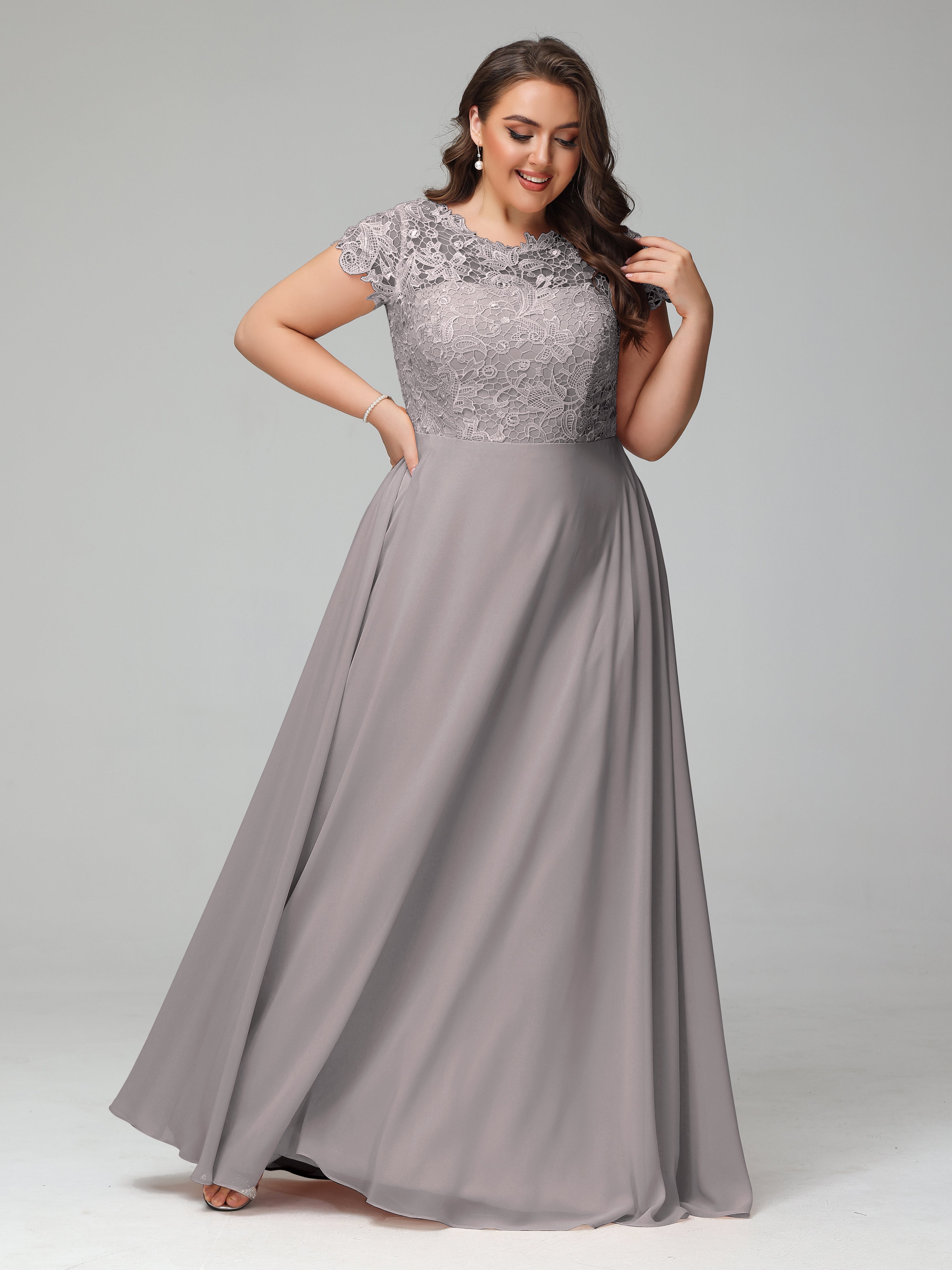 Crew Neck Delicate Chiffon Plus Size Bridesmaid Dresses