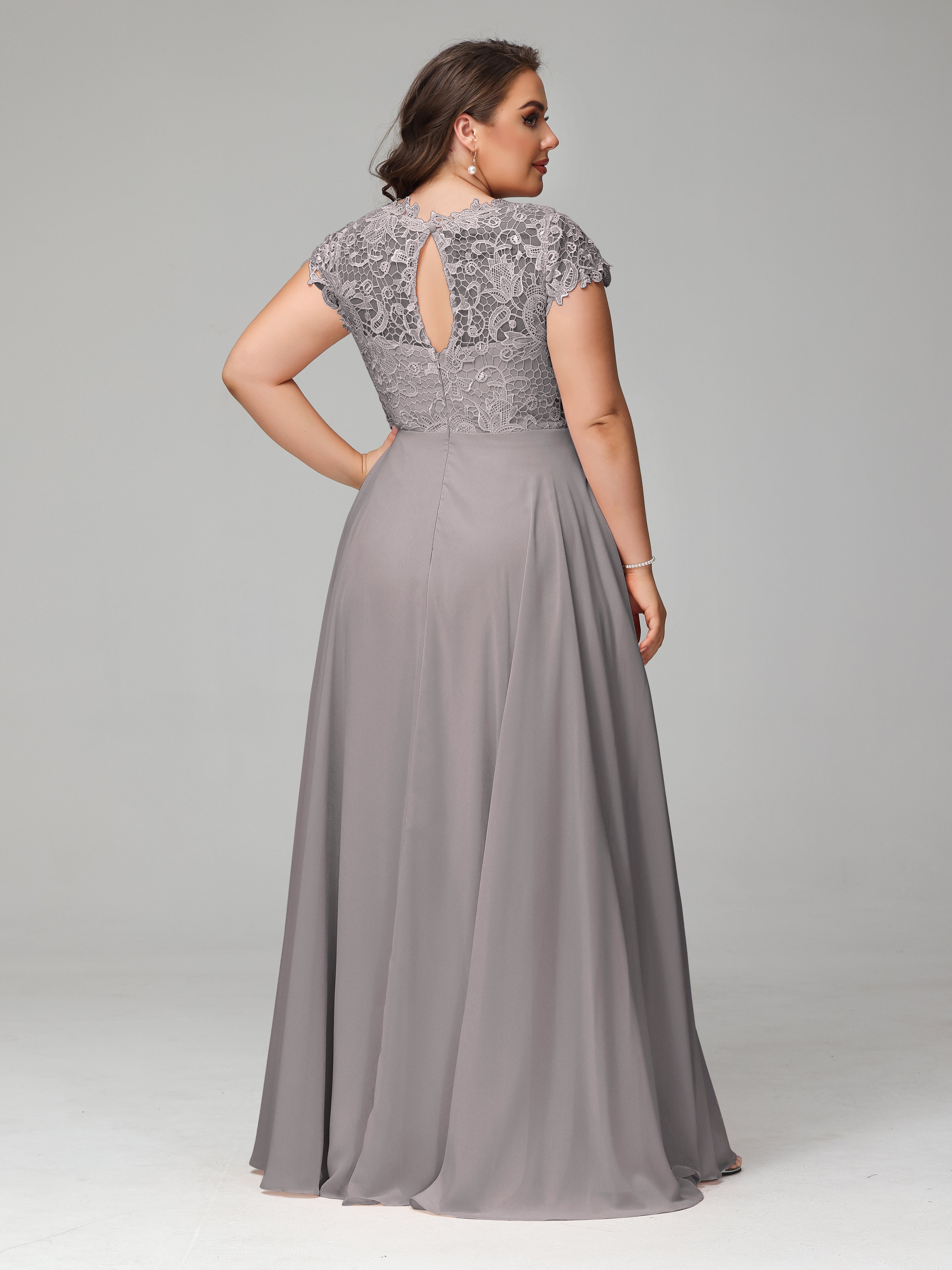 Crew Neck Delicate Chiffon Plus Size Mother of the Bride Dresses