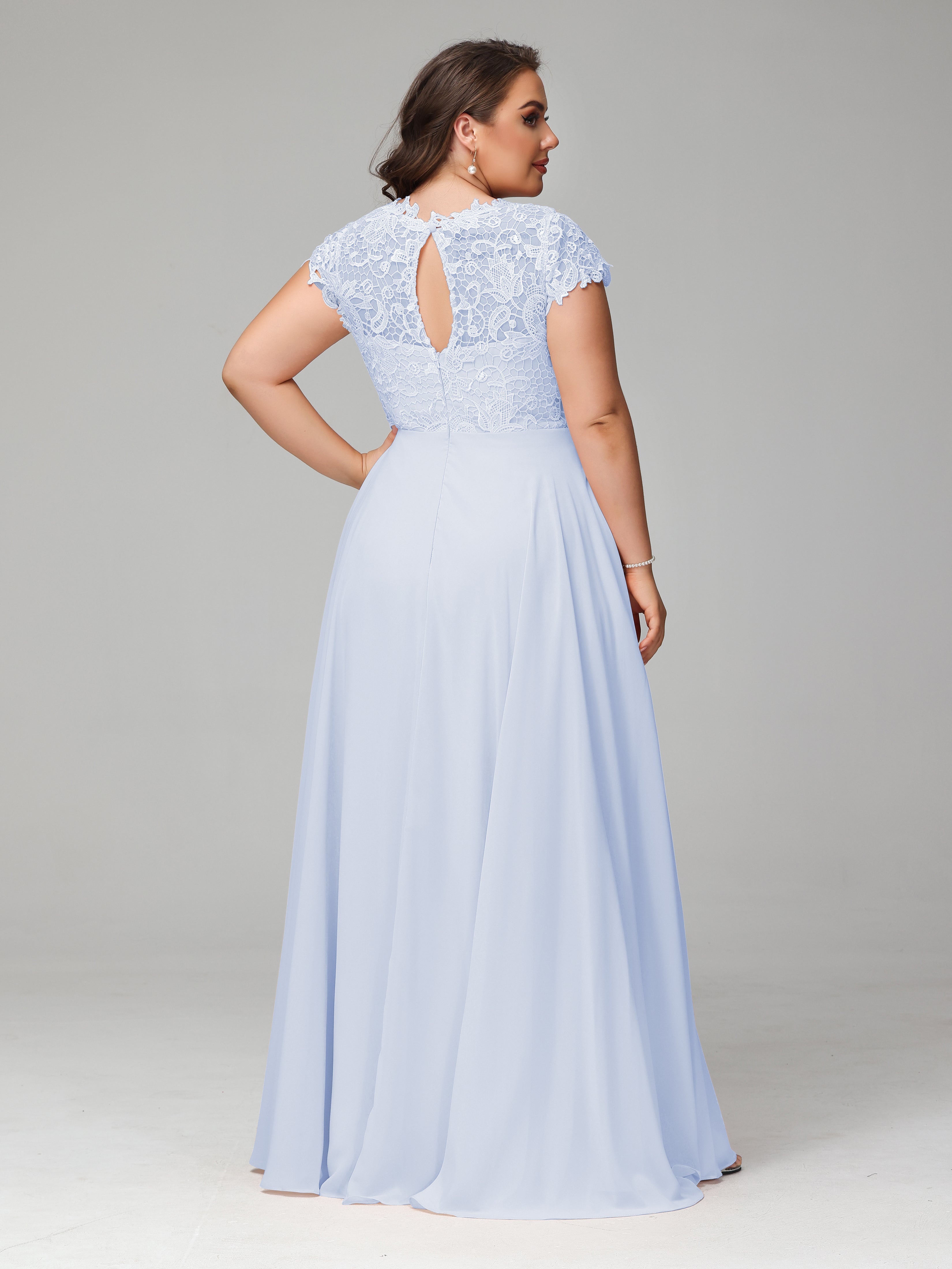 Crew Neck Delicate Chiffon Plus Size Bridesmaid Dresses