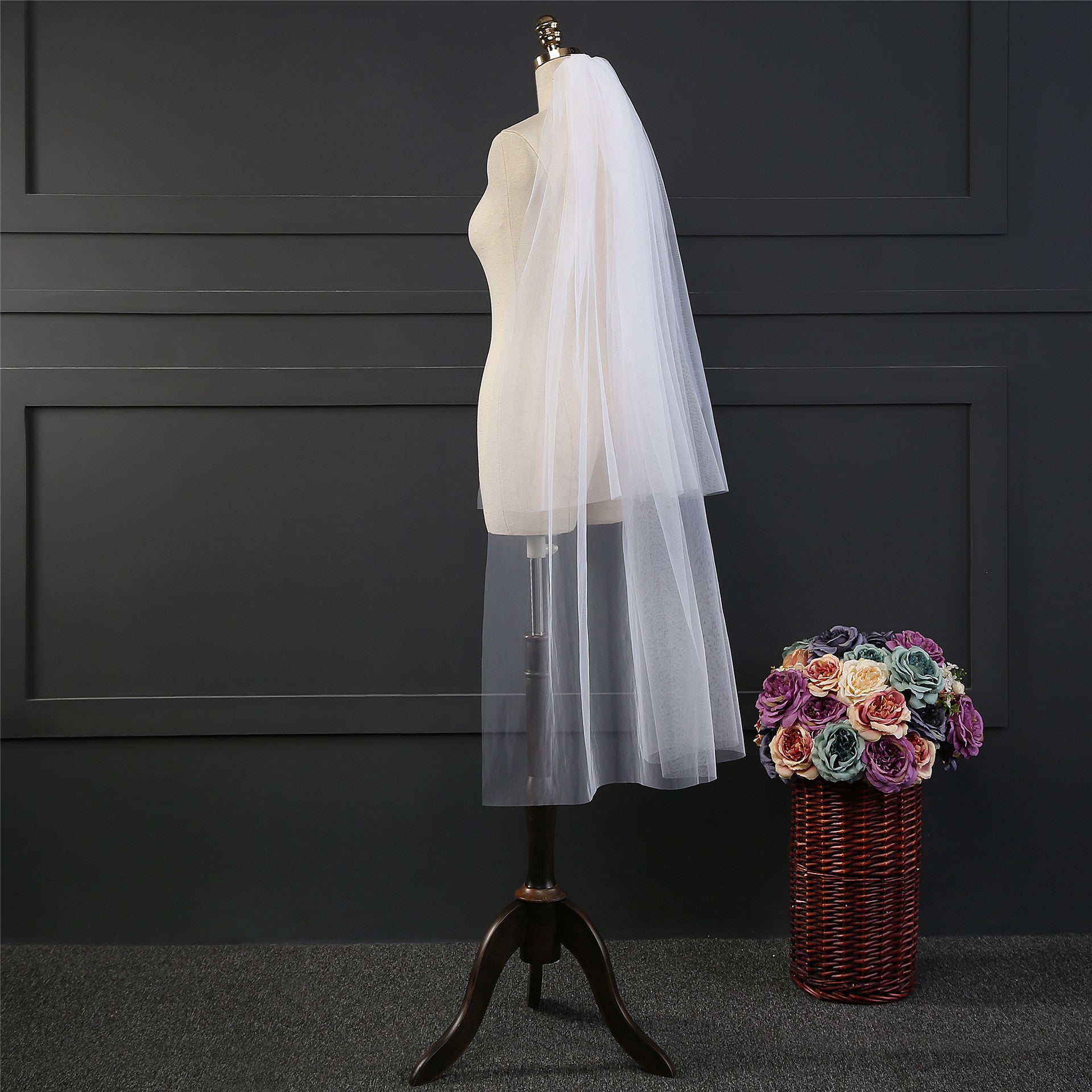 Wedding Veil Two-Tier Cut Edge Tulle Fingertip Bridal Veils TS9003