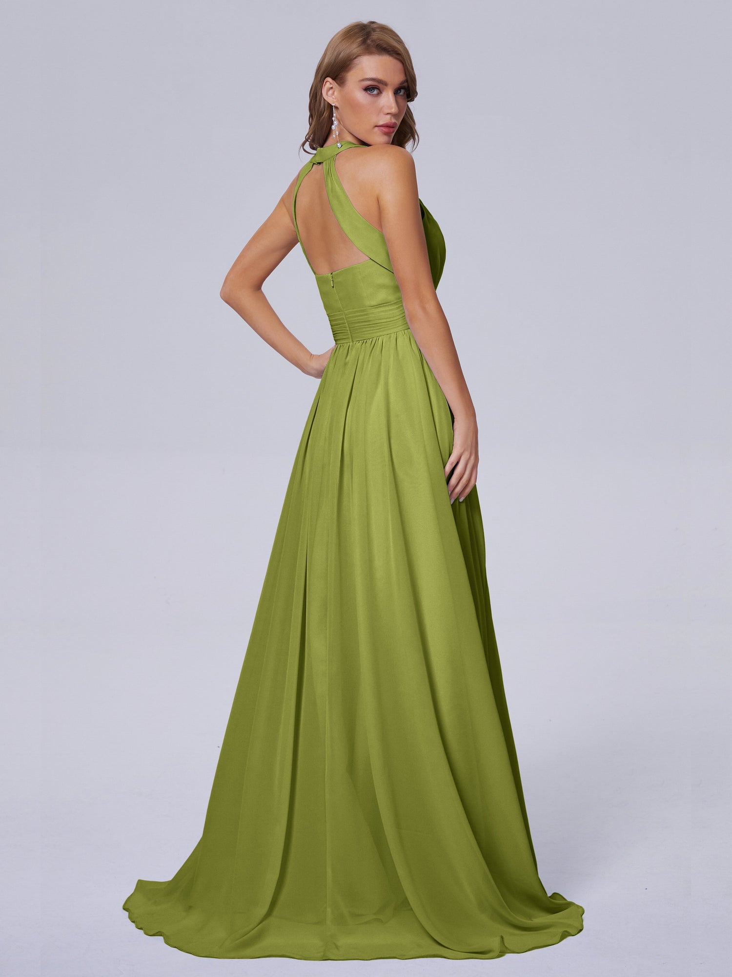 21+ Bottle Green Outfits For Bridesmaids That Are Spectacularly Elegant!